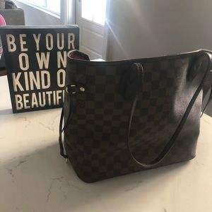 Authentic Louis Vuitton Damier Ebene Neverful MM